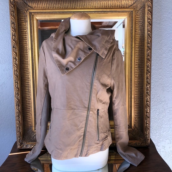 MUUBAA JACKET - Picture 2 of 13